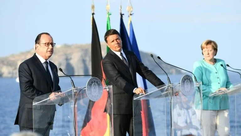 Merkel, Hollande e Renzi se encontram para relançar a UE