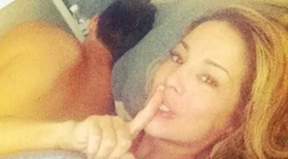 Na cama com Dani Winits