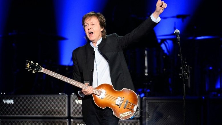 Paul McCartney lança duas músicas de uma só vez