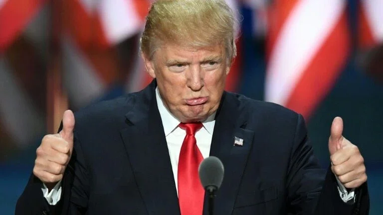 Republicano contrário a Trump lança candidatura à Casa Branca