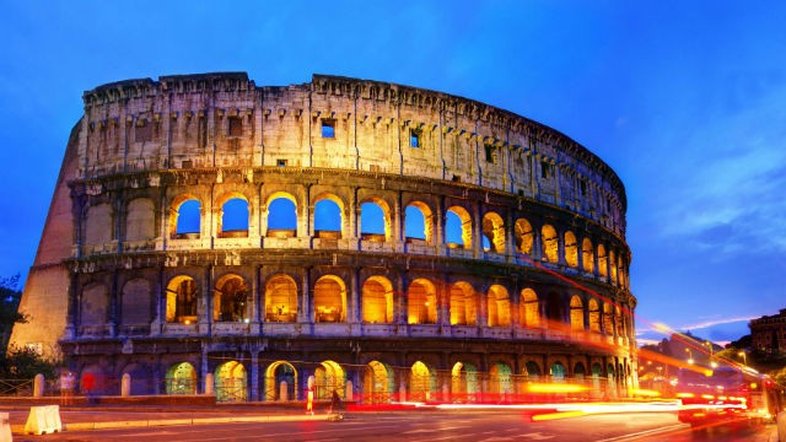 Brasileira de 48 anos sofre estupro coletivo em Roma