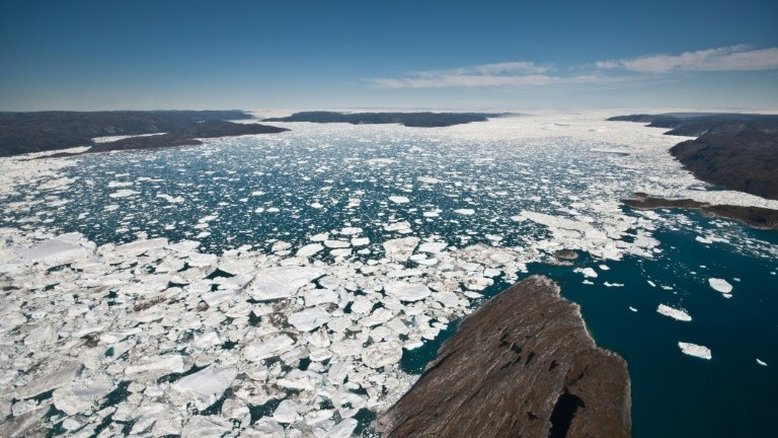 Groenlândia registra recorde de calor e degelo precoce