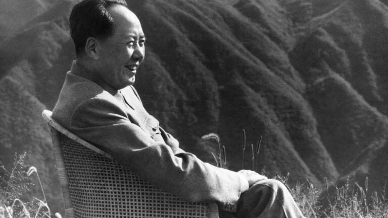 Mao representa herança incômoda para o PC chinês 40 anos após a sua morte