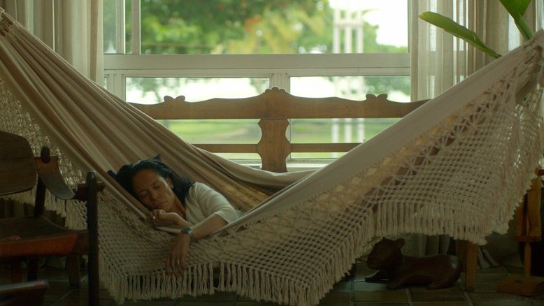 “Aquarius” estreia cercado de polêmicas