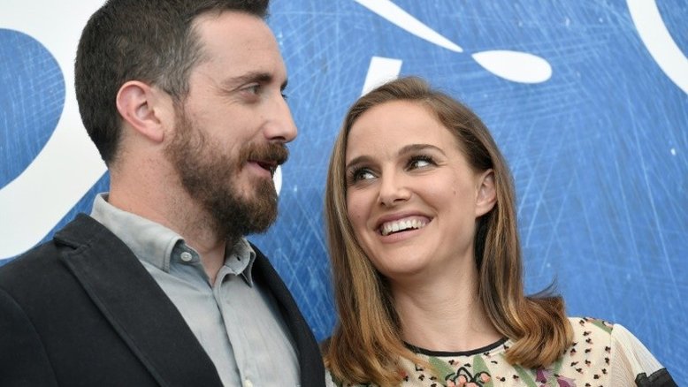 Natalie Portman brilha no papel de 'Jackie' Keneddy em Veneza