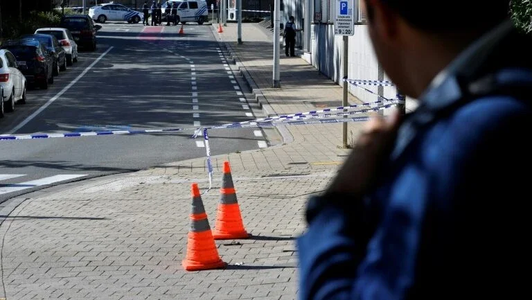 Irmão de suspeito de agredir policiais na Bélgica é indiciado por terrorismo
