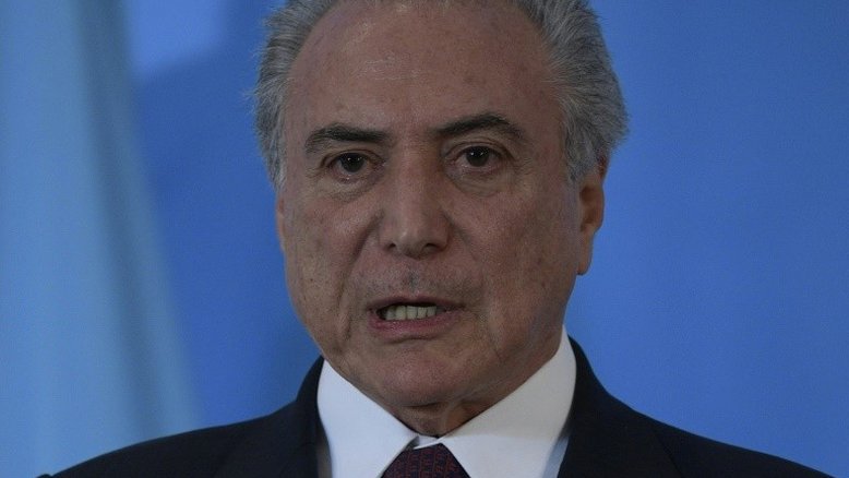 Governo apresenta projeto para congelar gastos públicos