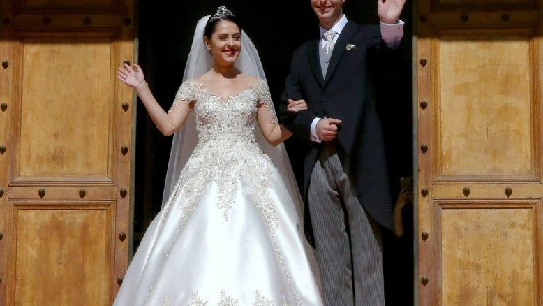 Casamento real agita a ex-comunista Albânia