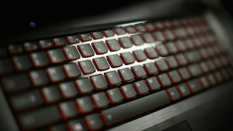 Suécia cria crime de estupro on-line pela Internet