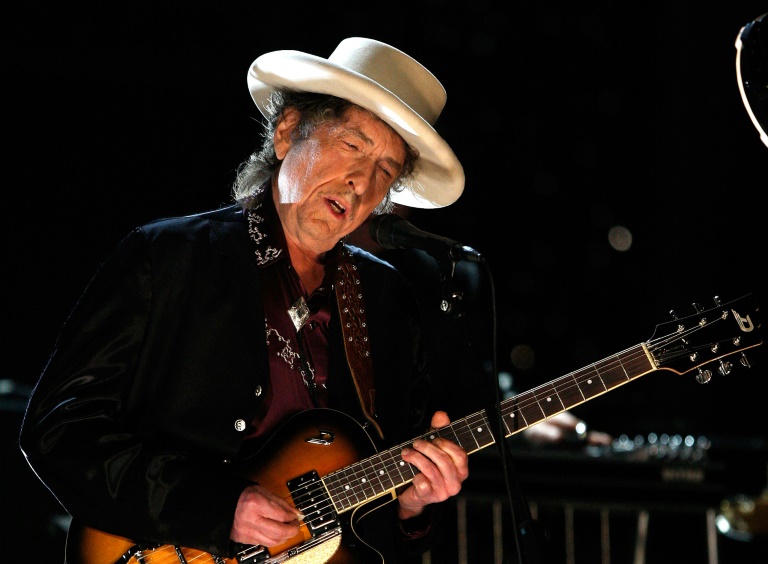 Academia Sueca desiste de tentar contato com Bob Dylan