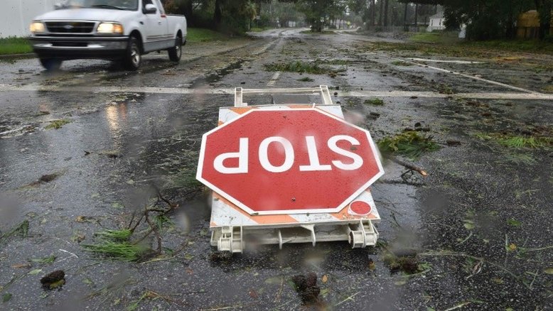 Evacuações na Carolina do Norte por inundações