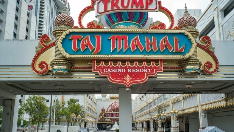 Fecha último cassino de Donald Trump em Atlantic City