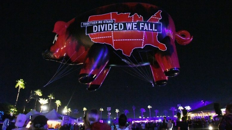Roger Waters chama Trump de porco durante show
