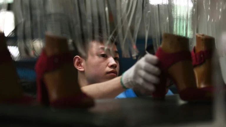 Empregos criados na China por Trump dificilmente voltarão aos EUA