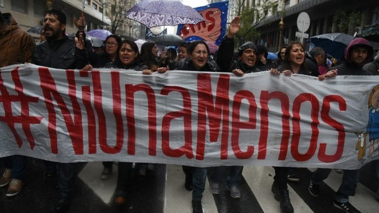 Triplo feminicídio na Argentina dias depois de protesto contra violência de gênero