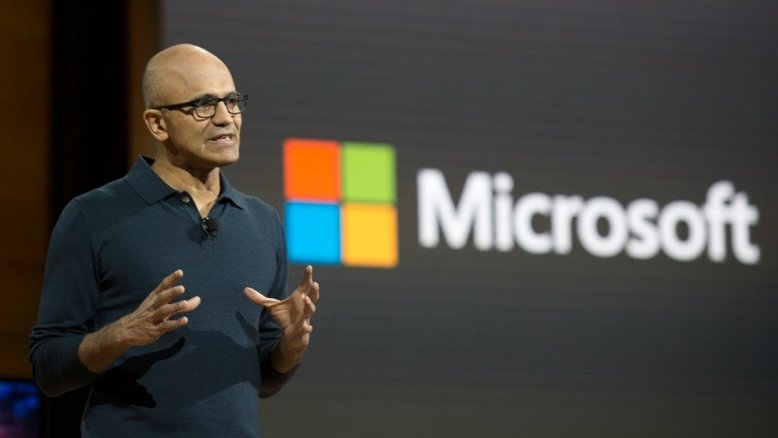 Microsoft apresenta computador de alta performance e software 3D