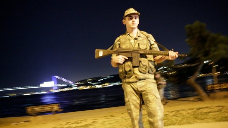 Turquia prorroga estado de emergência