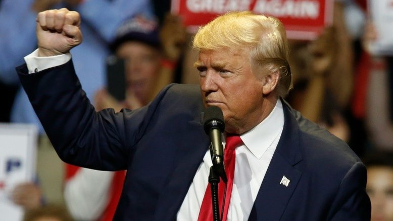 Trump afirma que campanha eleitoral dos EUA é manipulada por veículos "corruptos"