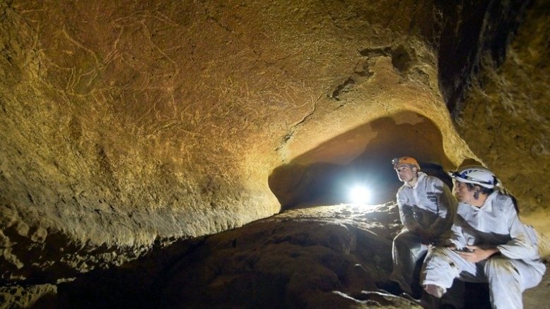 Descobertas na Espanha gravuras rupestres de 14 mil anos