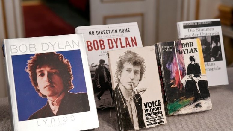 Polêmico Nobel para Bob Dylan: o que define alguém como escritor?