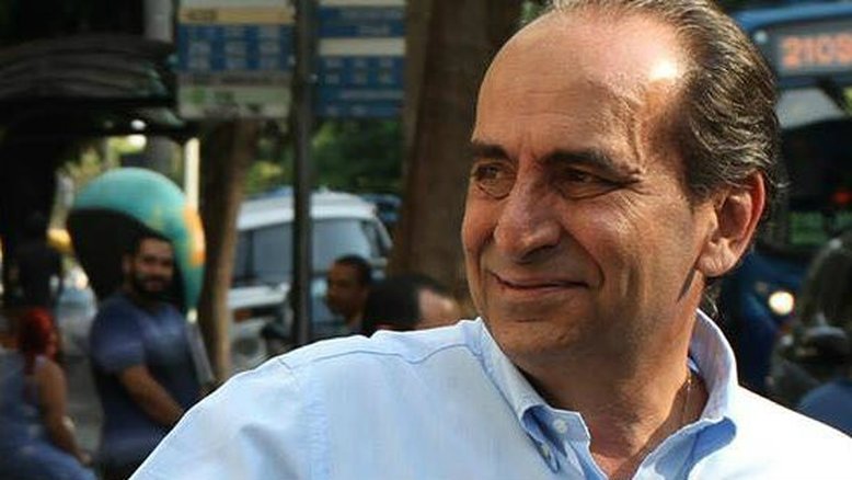 Prefeito de BH reclama da pressão para reabrir comércio durante pandemia