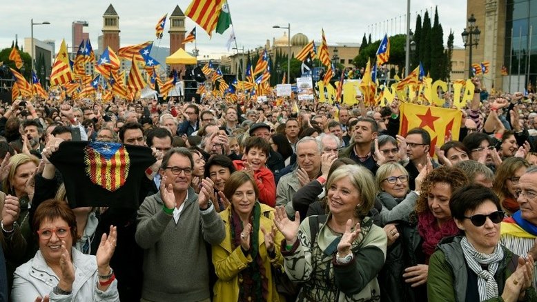 Separatistas da Catalunha se manifestam contra Justiça espanhola