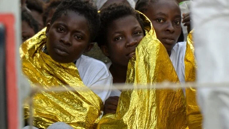 Polícia italiana desmente acusações de tortura contra migrantes