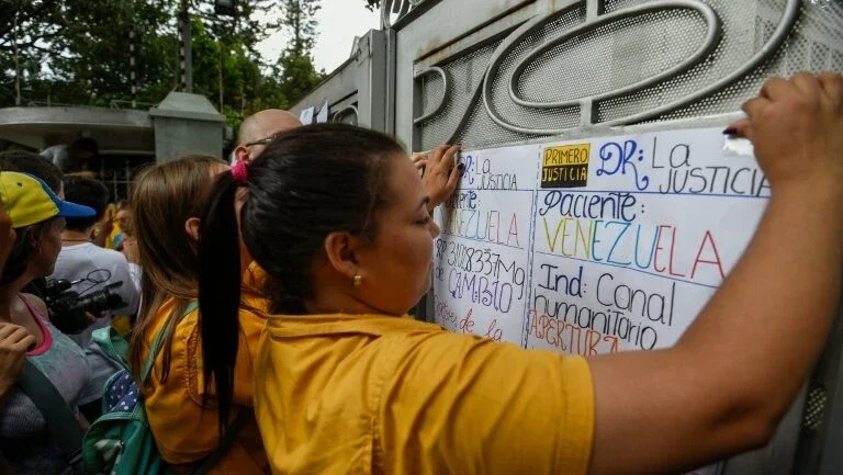 Deputado venezuelano libertado depois de passar mais de dois anos preso