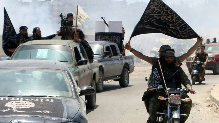 Pentágono anuncia morte de líder da Al-Qaeda em bombardeio na Síria