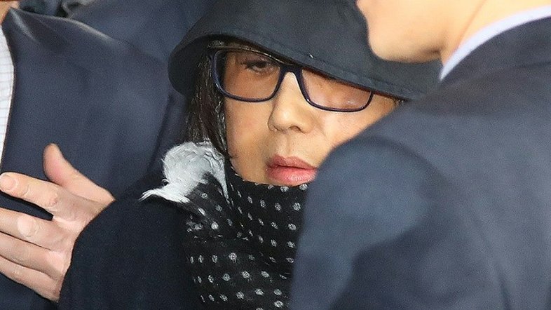 Crise política na Coreia do Sul após detenção de amiga da presidente