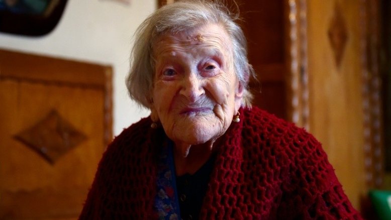Emma Morano, a última sobrevivente do século XIX, festeja seus 117 anos