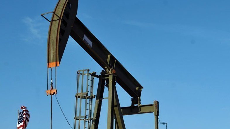 Produção de petróleo pode ter contribuído para terremotos em Los Angeles