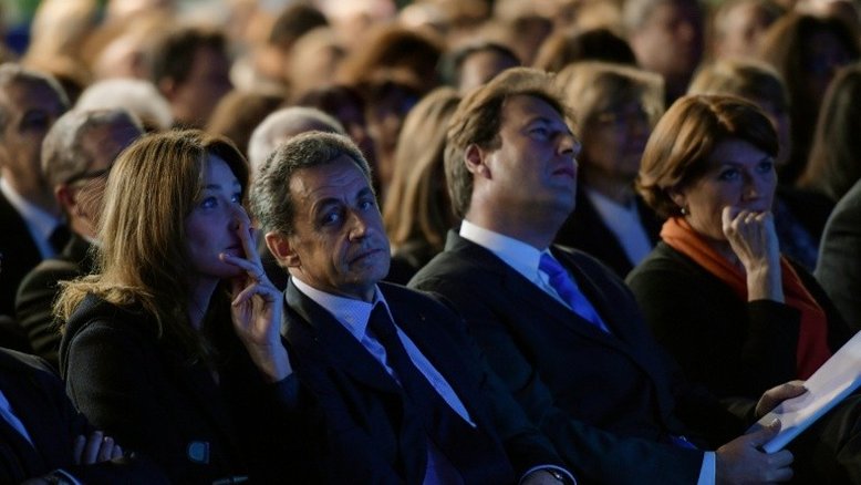 Sarkozy volta a ser acusado de ter recebido financiamento líbio em 2007