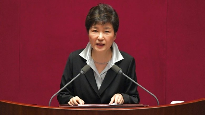 Presidente sul-coreana aceita investigação sobre escândalo
