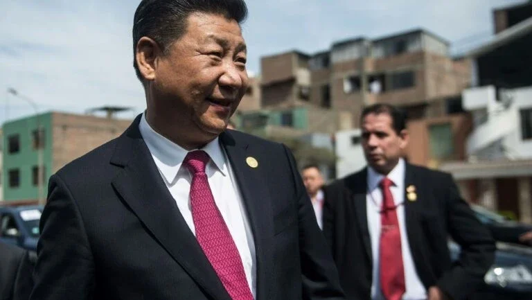 China corteja imprensa latina