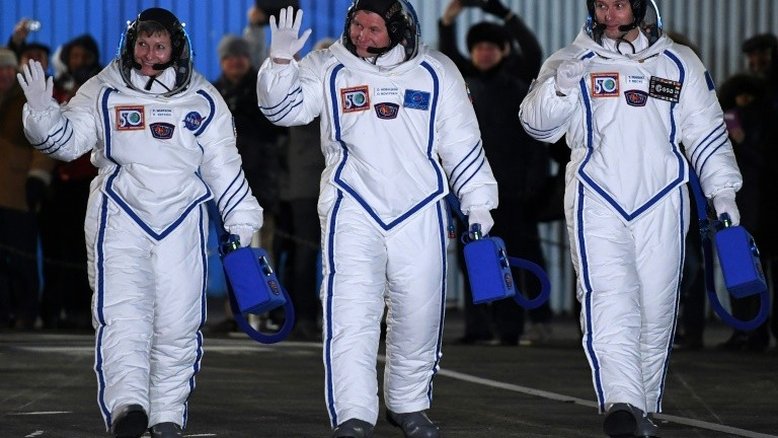Três astronautas partiram rumo à Estação Espacial Internacional
