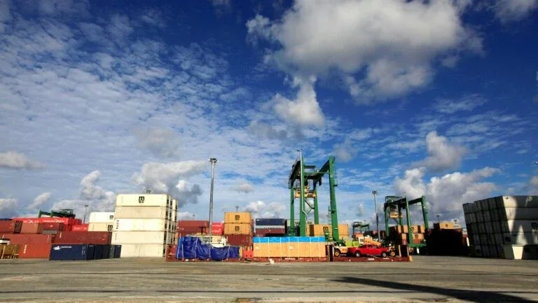Burocracia e embargo: obstáculos a investimento estrangeiro em Cuba