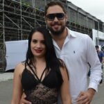 Camarote de baladeiros mistura velocidade e sertanejo universitário na F1