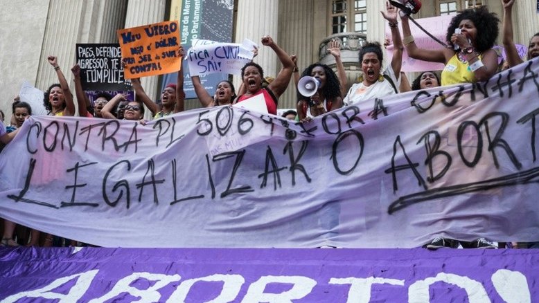 Supremo: aborto não é crime no primeiro trimestre de gravidez