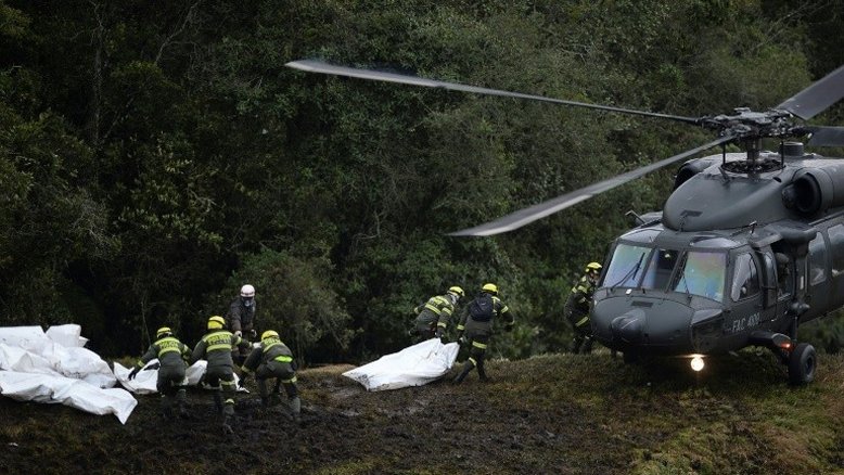 Piloto da Lamia omitiu falta de gasolina e emergência, diz sobrevivente