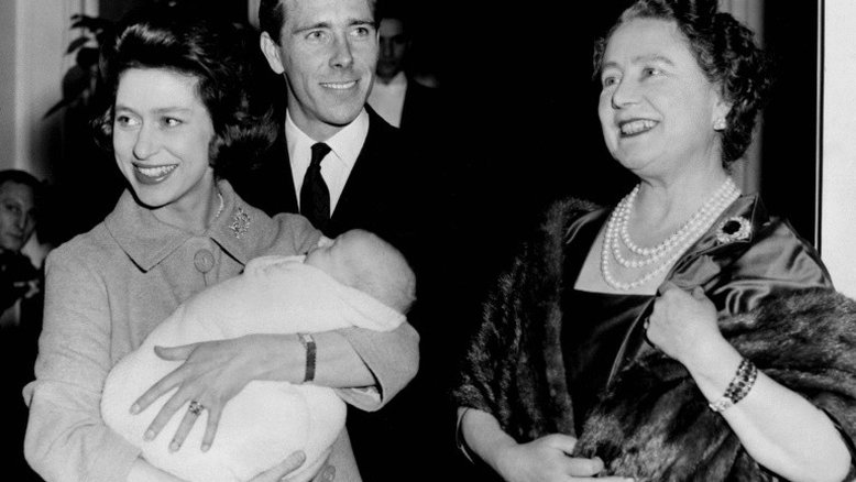 Morre Lord Snowdon, ex-marido da princesa Margaret da Inglaterra