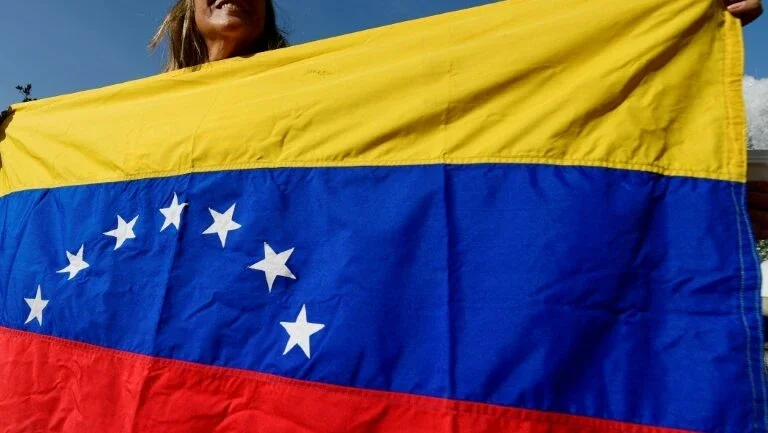 Jornalista espanhol denuncia ter sido deportado da Venezuela