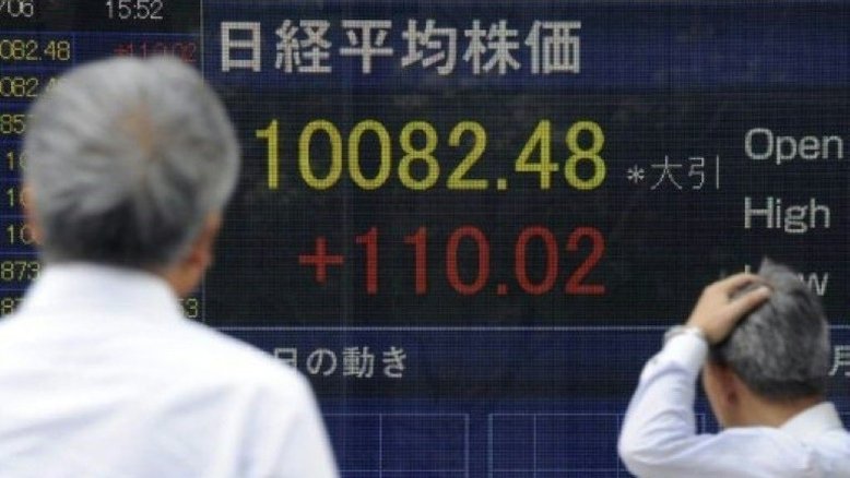 Bolsa de Tóquio fecha com forte alta