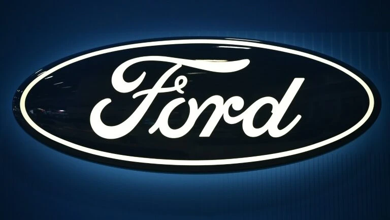 Ford desiste de nova fábrica no México para investir nos EUA