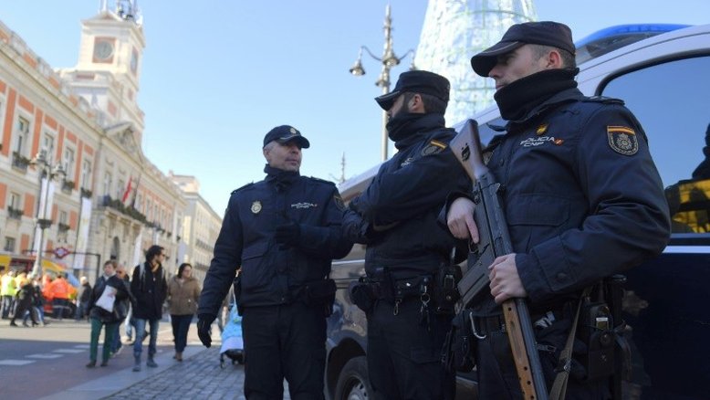 Três mortos na Espanha esmagados por mais de uma tonelada de roupa