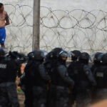 No RN, Alcaçuz vive 6º dia de motim; policiais disparam contra o presídio