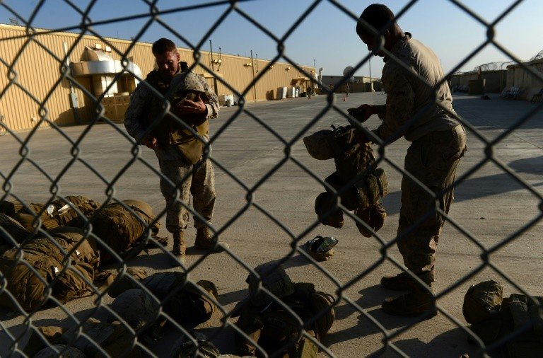 Marines dos eua voltam à província afegã de helmand