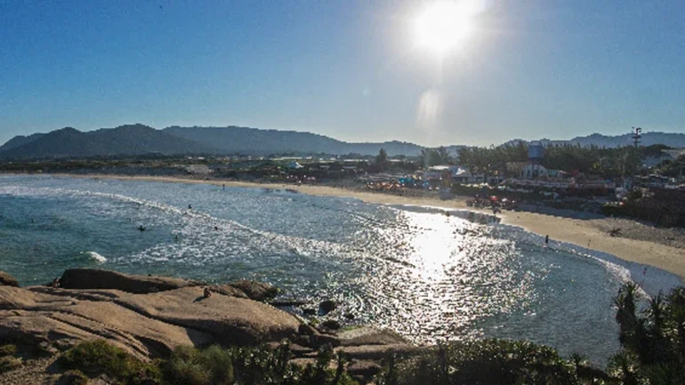 Virose em Florianópolis se torna epidemia ao chega em 738 casos