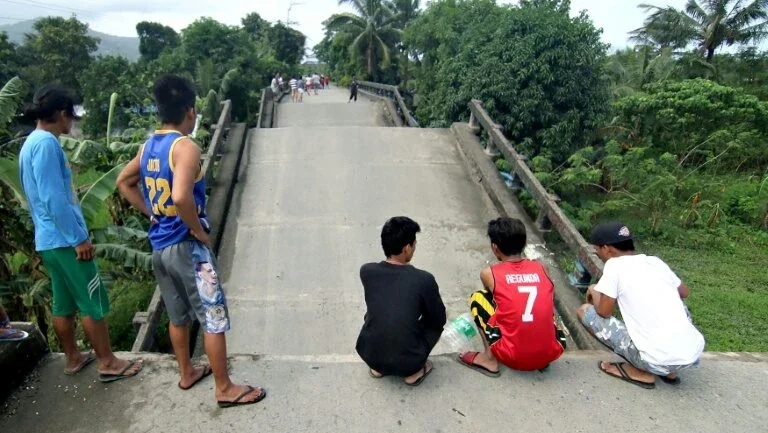 Terremoto nas Filipinas deixa seis mortos e vários feridos