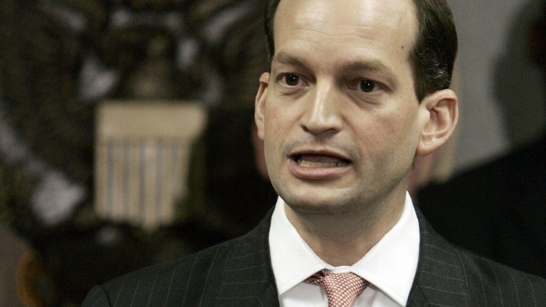 Trump nomeia hispânico Alex Acosta para secretaria do Trabalho
